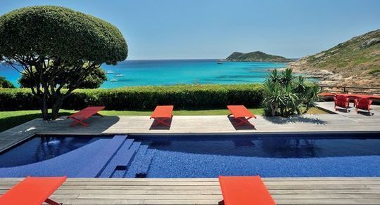 Adoro Arquitetura_Lulu Andrade_Piscina Contemporanea